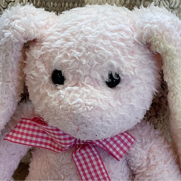 Mary Meyer Pink Plush Bunny Rabbit vinyl - Picture 4 of 9